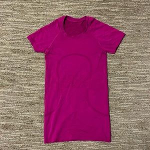 Women’s Lululemon swiftly tech top size 0